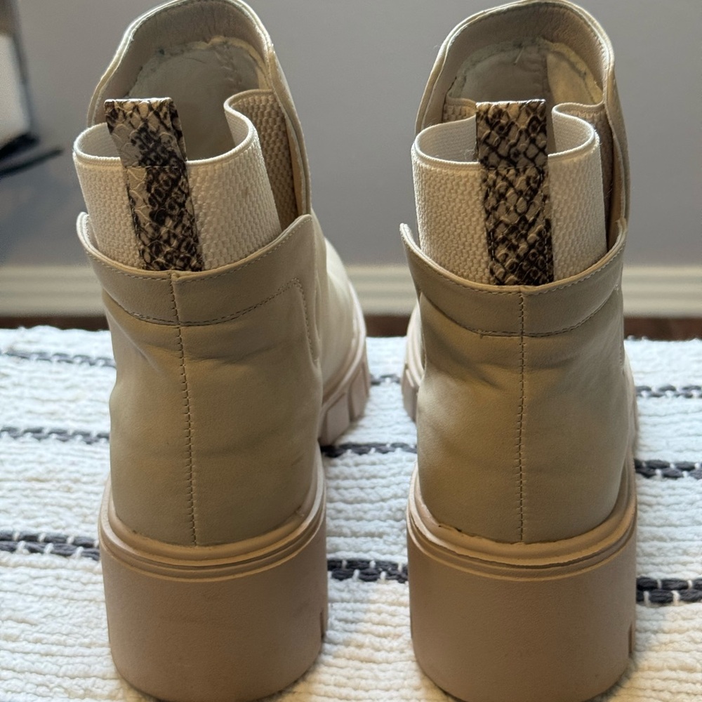 Qupid Light Tan Ankle Boots - Picture 3 of 6